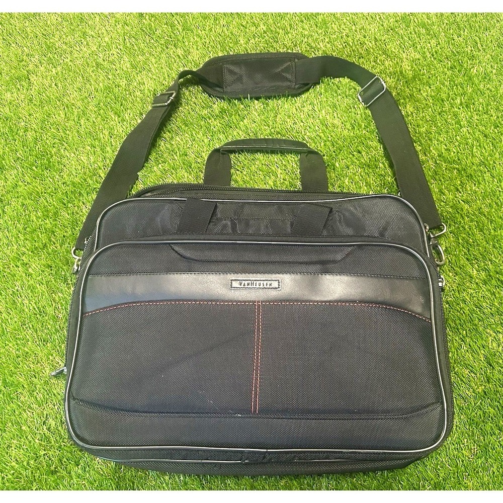 VANHEUSEN Black Nylon 15in Laptop Shoulder/Messenger Bag Padded w/ Partitions
